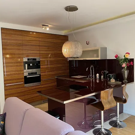Apartment Comewa