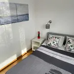 Apartament Comewa *