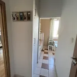 Apartament Comewa