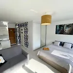 Apartamento Comewa *